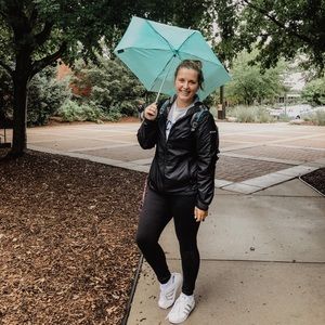 Meet your Posher, Gabby